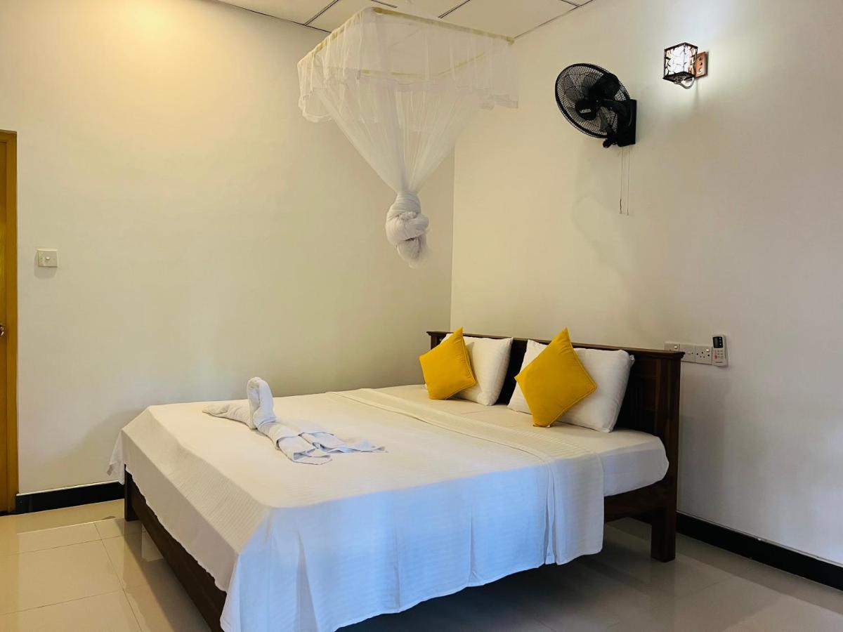 Sigiri Budget Homestay Сигирия Экстерьер фото