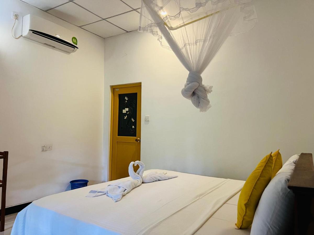 Sigiri Budget Homestay Сигирия Экстерьер фото