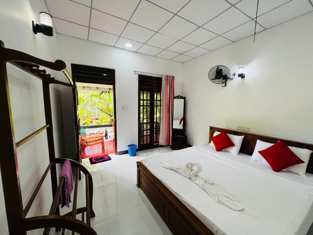 Sigiri Budget Homestay Сигирия Экстерьер фото