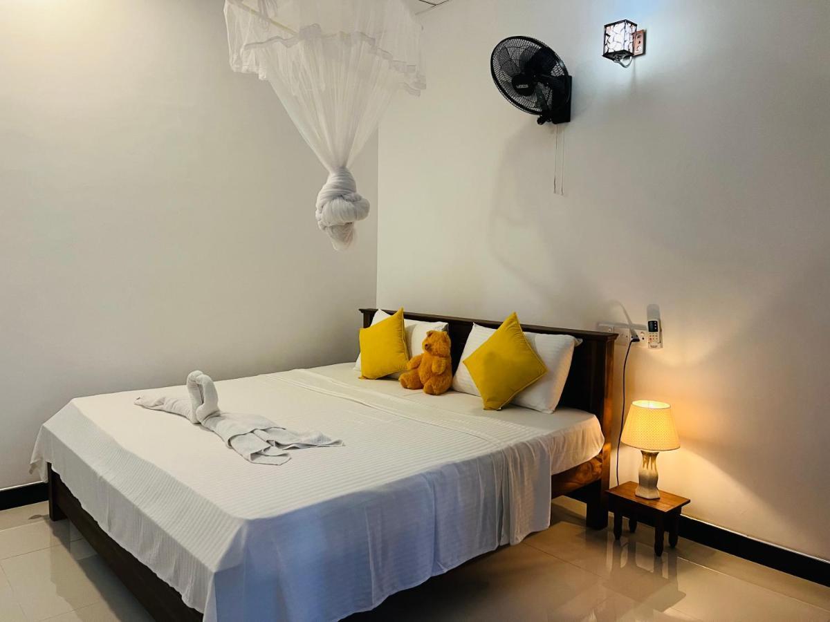 Sigiri Budget Homestay Сигирия Экстерьер фото