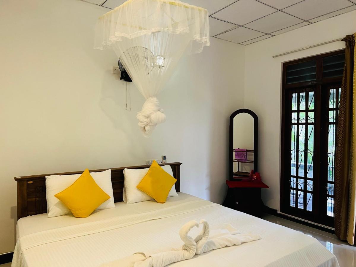 Sigiri Budget Homestay Сигирия Экстерьер фото